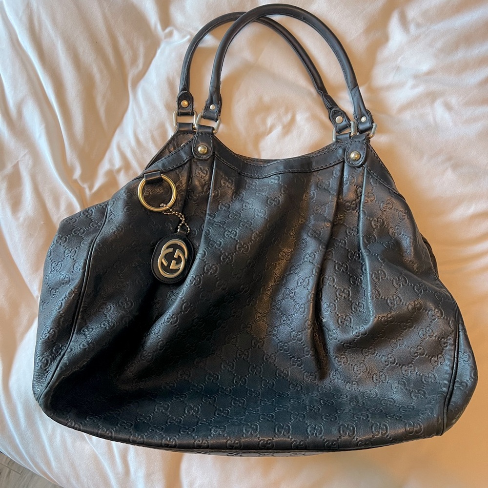 Gucci Sukey Signature Logo Handbag